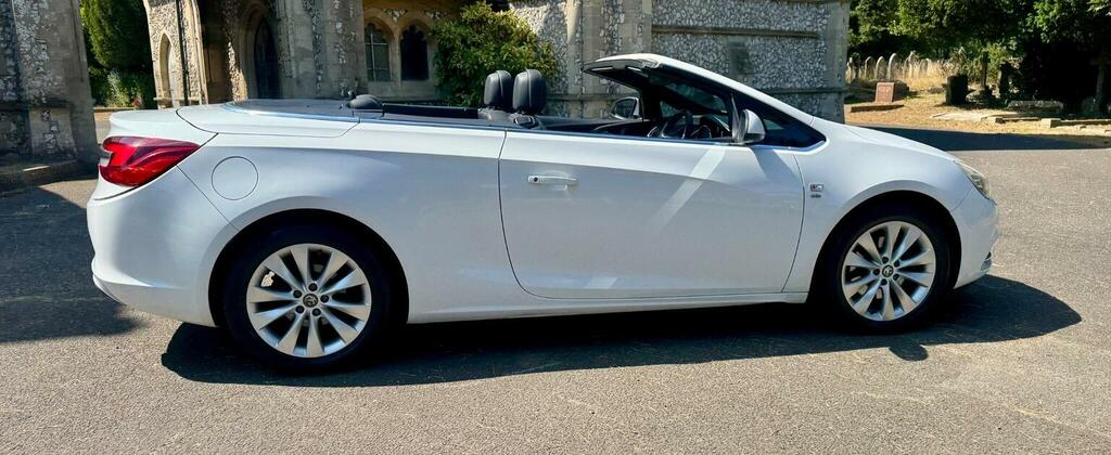 Vauxhall Cascada Se Cdti Ss Great Spec And Value Only Covered 6600 Black #18