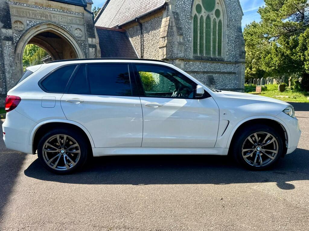 BMW X5 Xdrive30d M Sport White #15