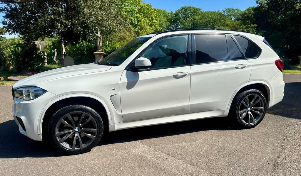 BMW X5 Xdrive30d M Sport White #12