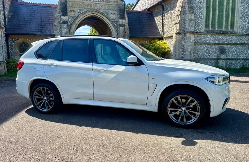 BMW X5 Xdrive30d M Sport White #14