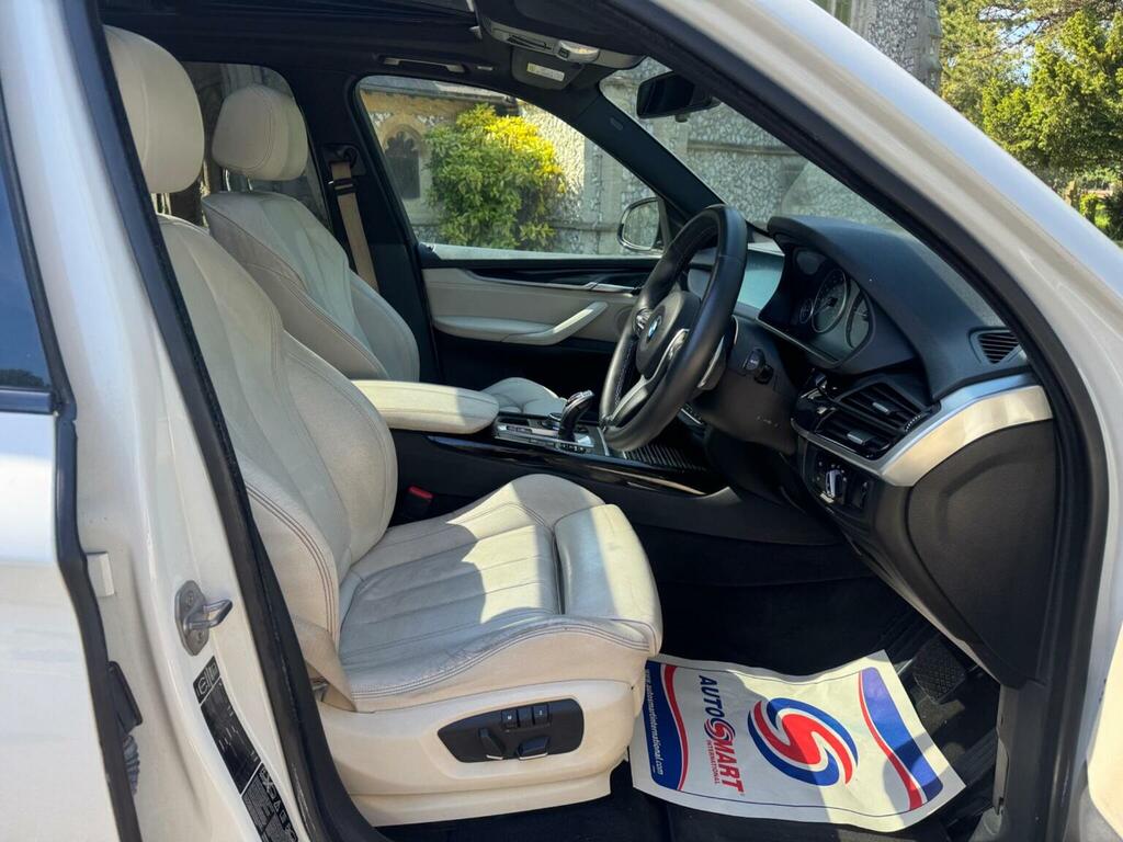 BMW X5 Xdrive30d M Sport White #26