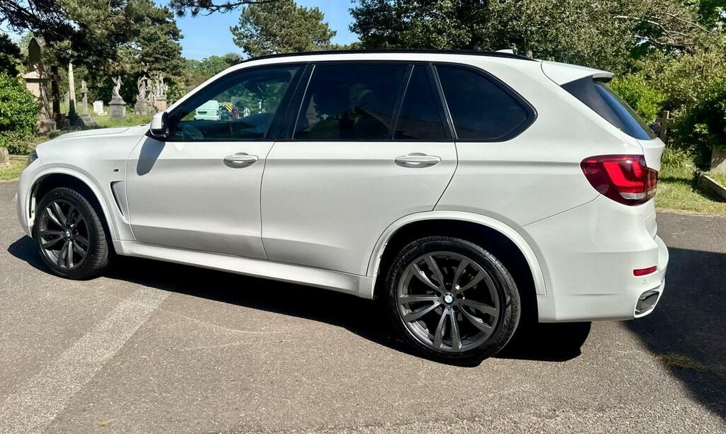 BMW X5 Xdrive30d M Sport White #10