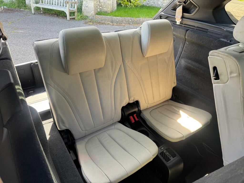 BMW X5 Xdrive30d M Sport White #29
