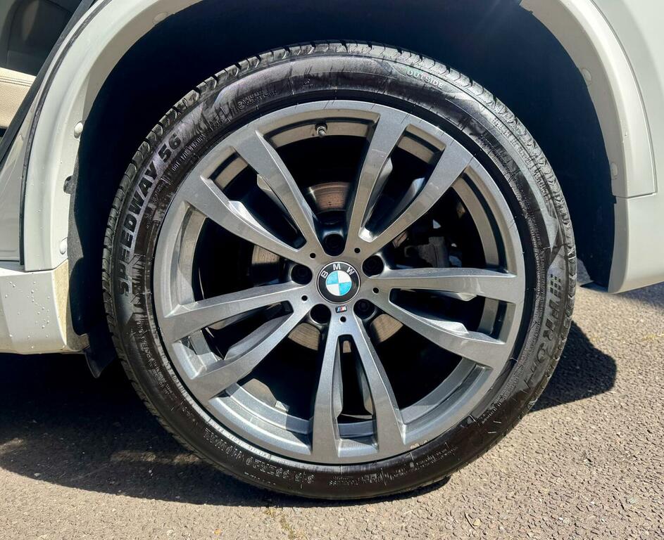BMW X5 Xdrive30d M Sport White #40