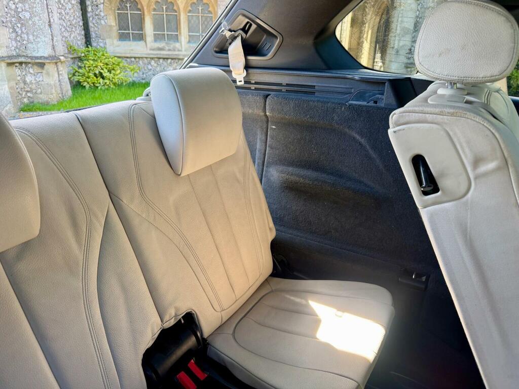 BMW X5 Xdrive30d M Sport White #28