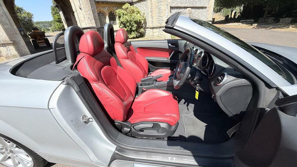 Audi TT 2.0 Tdi Black Edition Quattro Euro 5 White #30