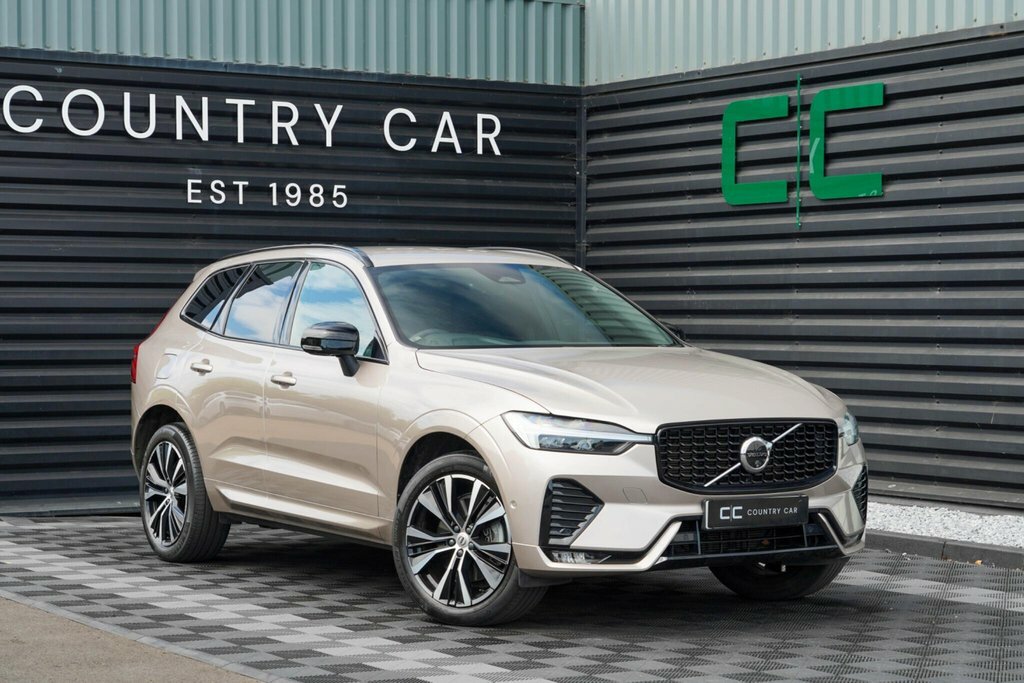 Volvo XC60 2.0 B5 Mhev Plus Awd Euro 6 Ss Gold