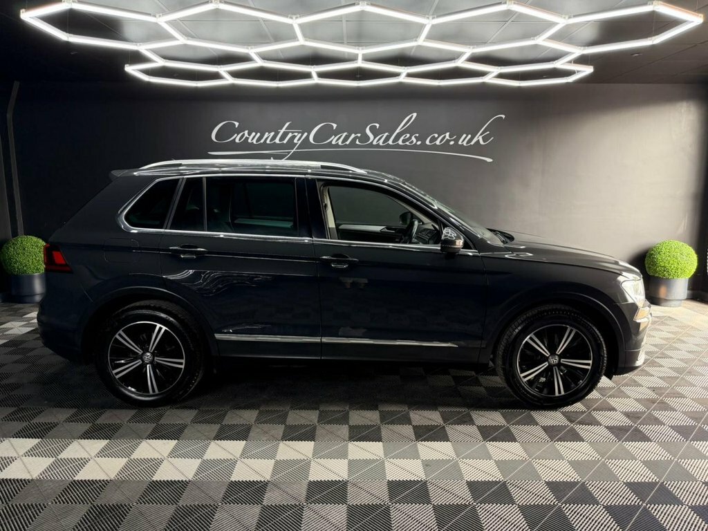 Volkswagen Tiguan 1.4 Tsi Se Navigation Suv Euro 6 Grey #2