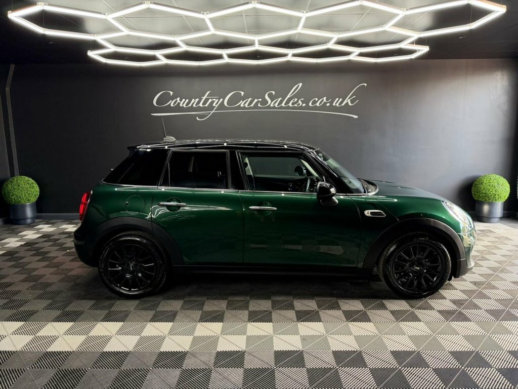 Mini Hatch 1.5 Cooper Hatchback Steptronic Euro 6 BV68SUO Green #2