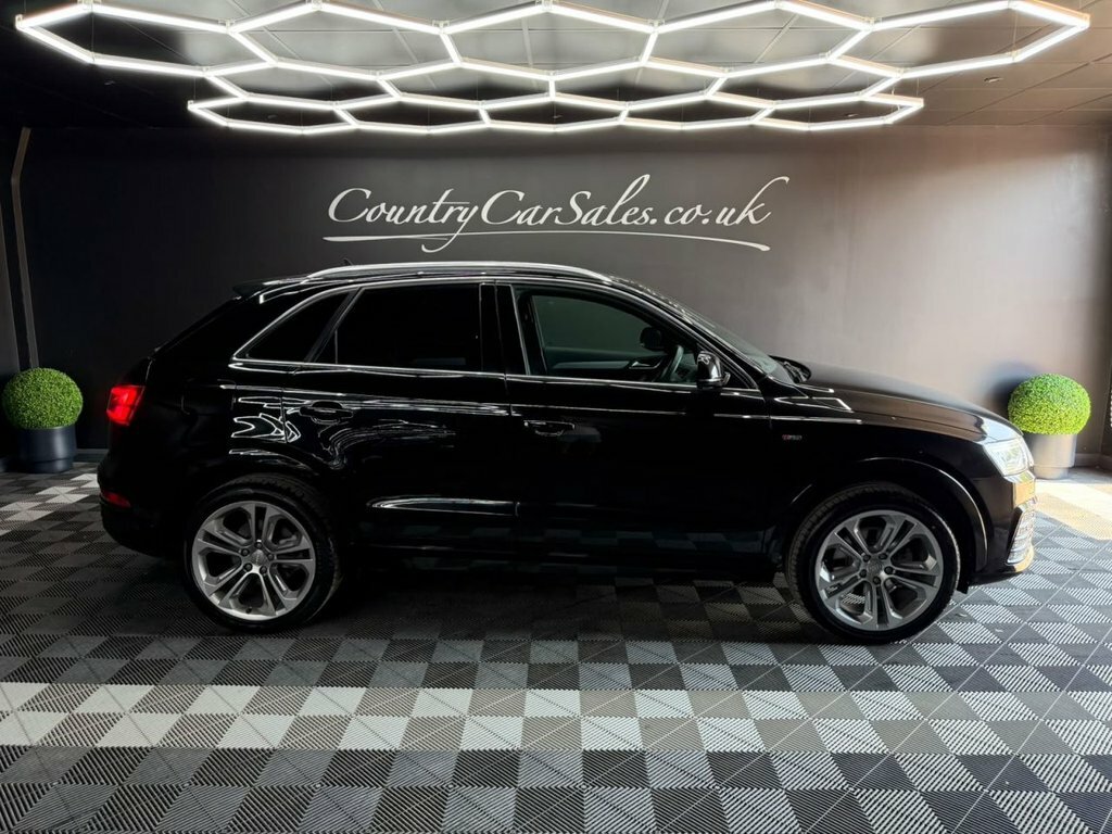 Audi Q3 2.0 Tfsi S Line Plus Suv S Tronic Quatt KR66CNF Black #2