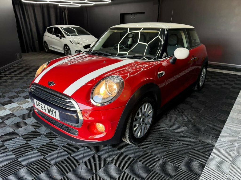 Mini Hatch 1.5 Cooper Hatchback Euro 6 Ss Red #3
