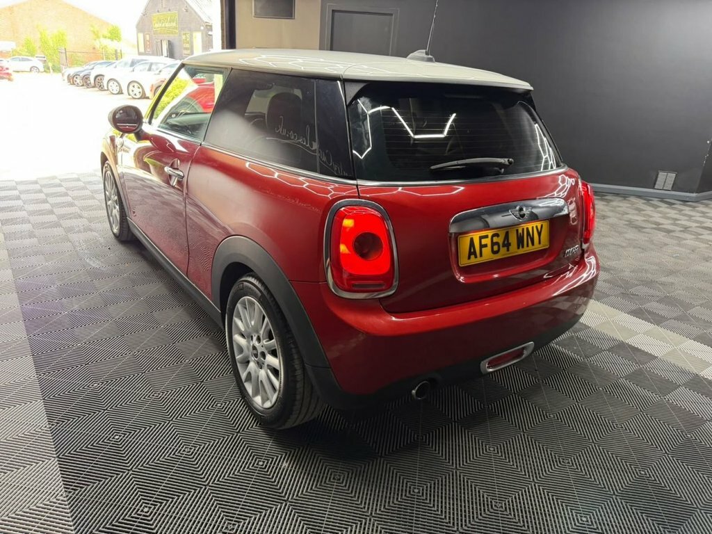 Mini Hatch 1.5 Cooper Hatchback Euro 6 Ss Red #3