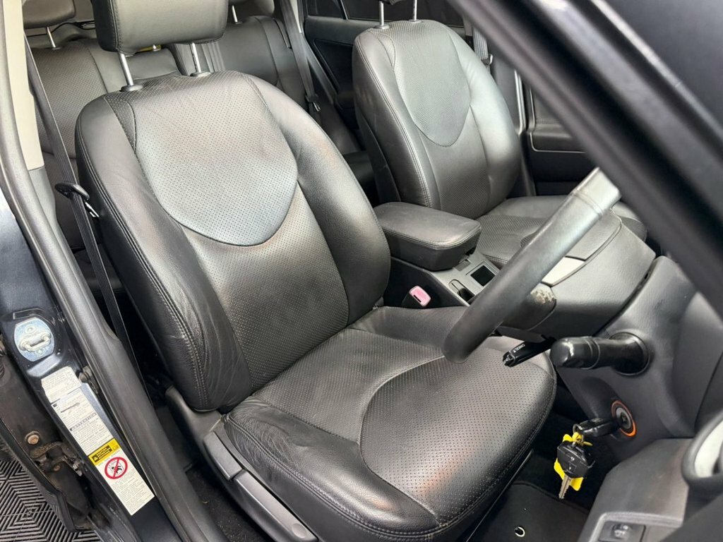 Toyota Rav 4 2.0 Xt-r Suv 4Wd 212 G Km 15 Grey #9