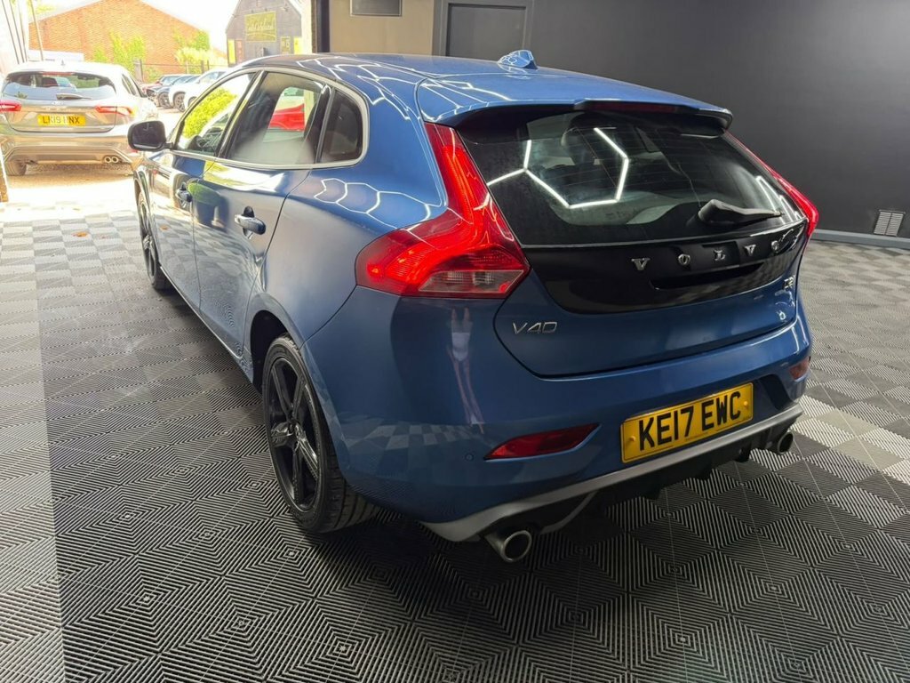 Volvo V40 2.0 D2 R-design Nav Plus Hatchback Manu Blue #5