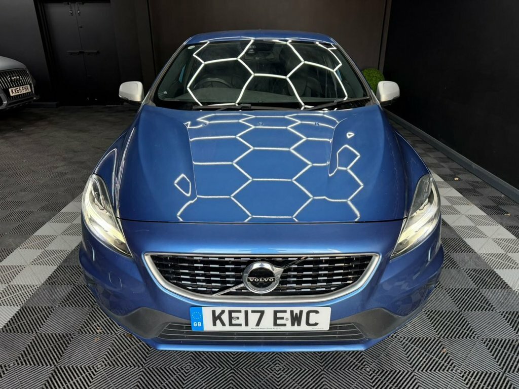 Volvo V40 2.0 D2 R-design Nav Plus Hatchback Manu Blue #6