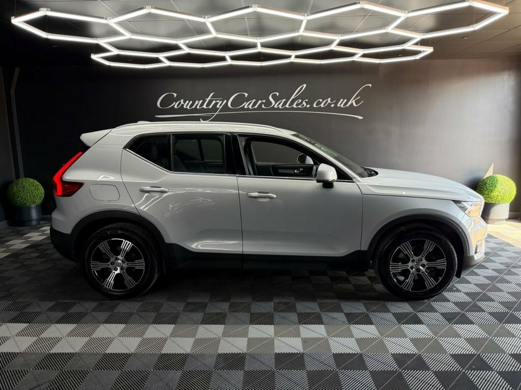 Volvo XC40 2.0 B4 Mhev Inscription Suv Hybrid Silver #2