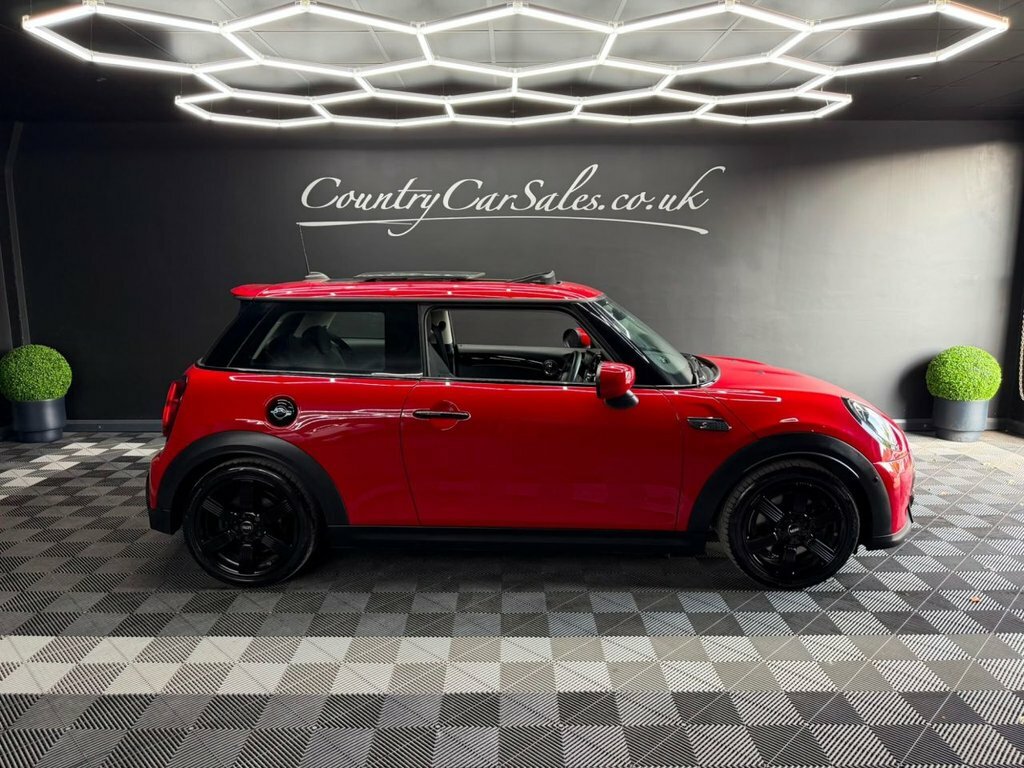 Mini Hatch 2.0 Cooper S Classic Hatchback Steptron GU72TVL Red #2