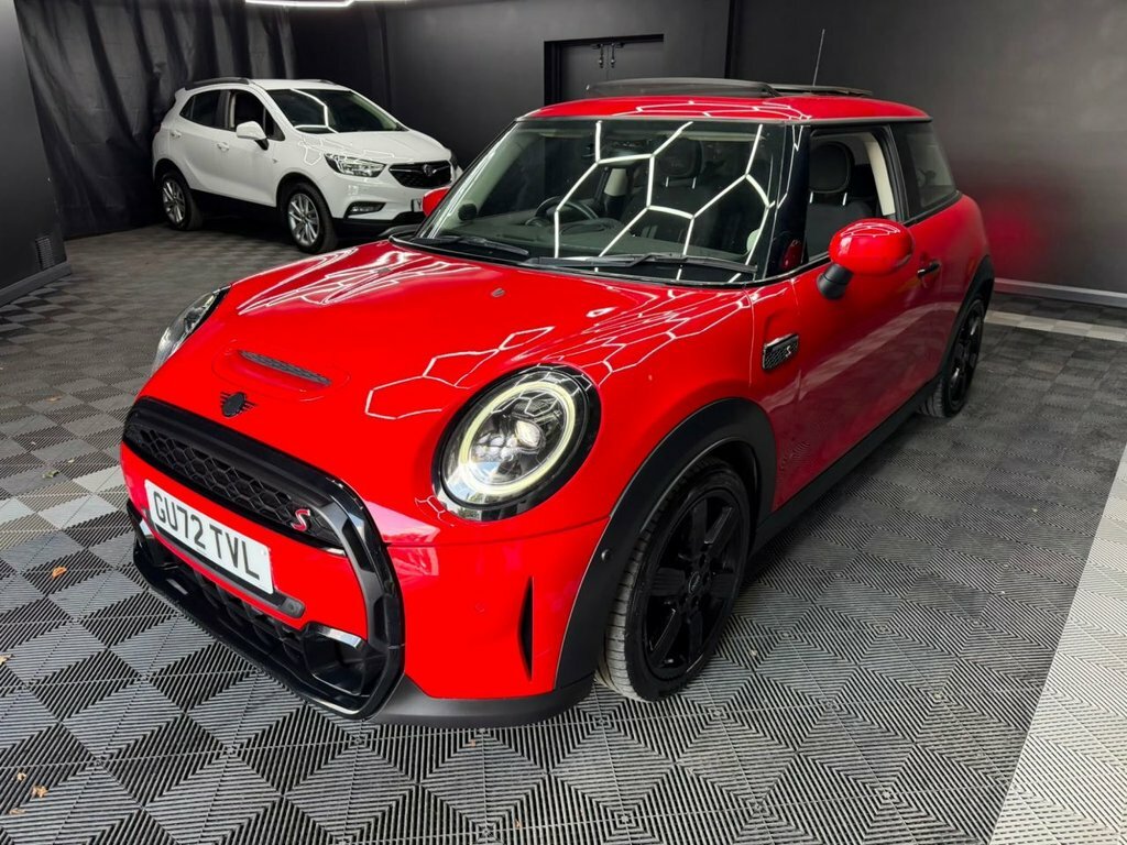 Mini Hatch 2.0 Cooper S Classic Hatchback Steptron GU72TVL Red #5