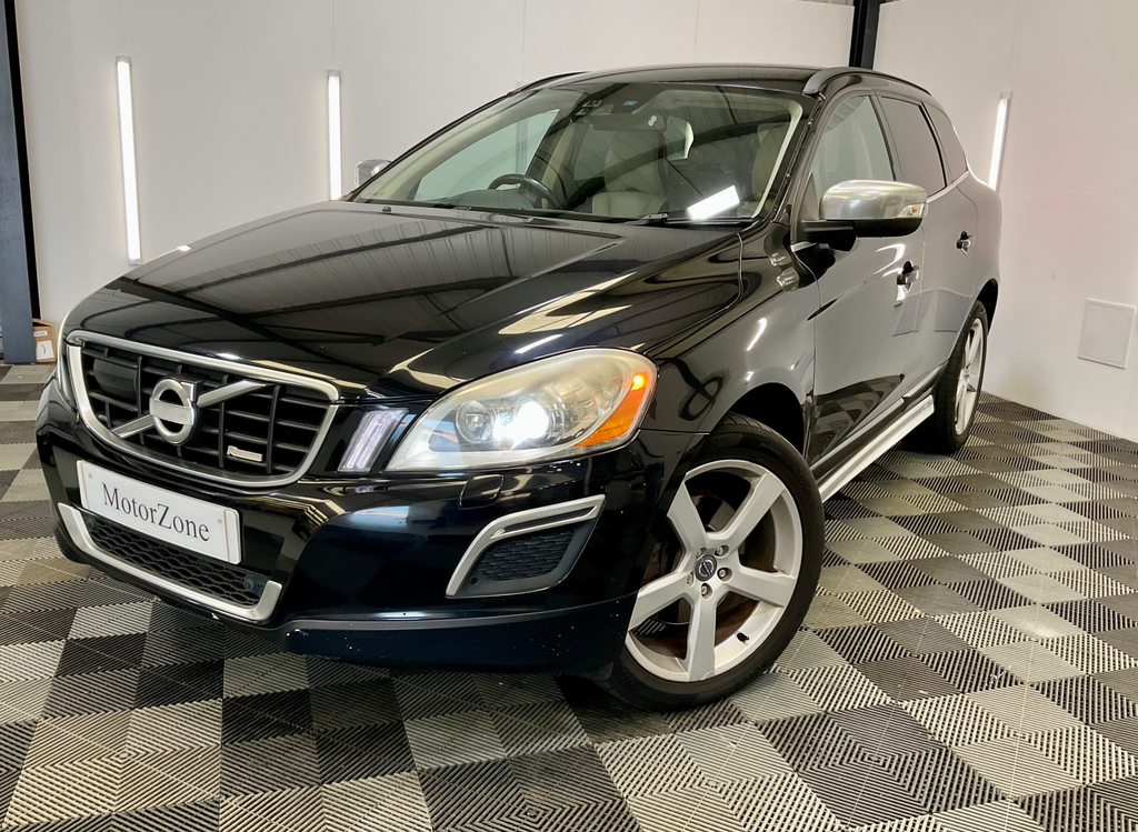 Volvo XC60 2.4 D3 R-design Suv Geartronic Awd Euro Black