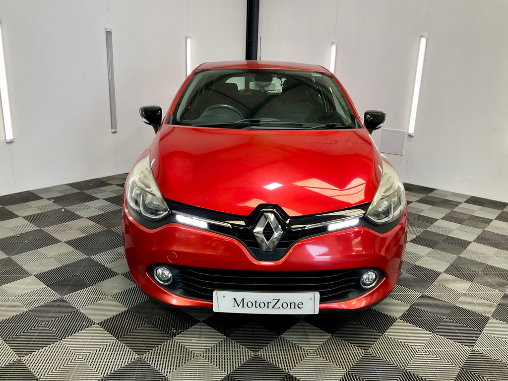 Renault Clio 0.9 Tce Dynamique S Nav Hatchback Manua DG65JJV Red #2