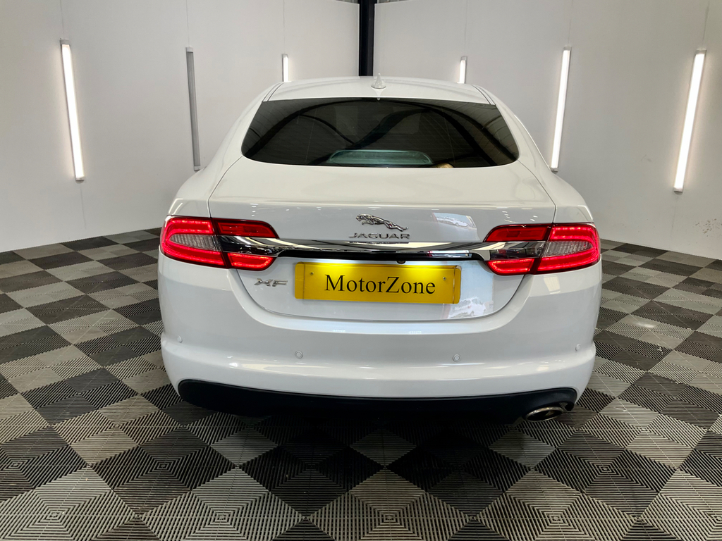 Jaguar XF 2.2D Luxury Saloon Euro 5 Ss 2 White #6