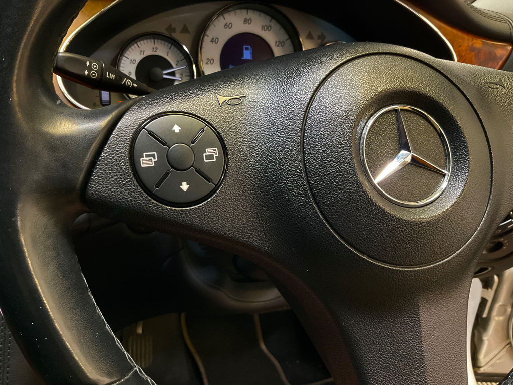 Mercedes-Benz CLS Saloon Black #13