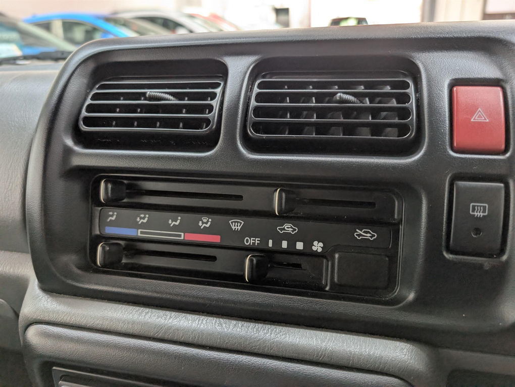 Suzuki Jimny 1.3 Jlx Black #21
