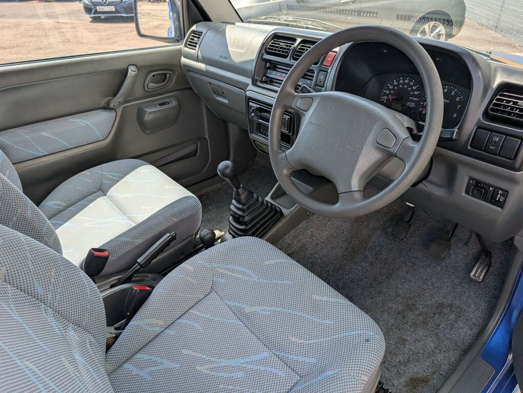 Suzuki Jimny 1.3 Jlx #6