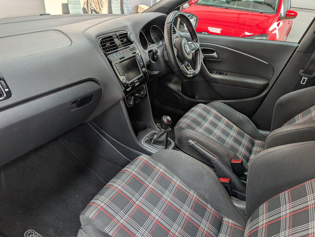 Volkswagen Polo 1.2 Tsi Match  #5