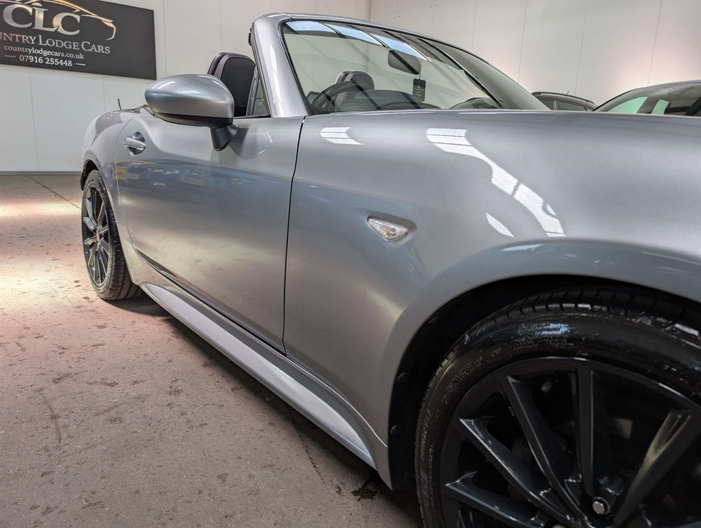 Fiat 124 Spider 1.4L Classica Black #12