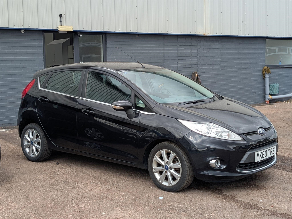 Ford Fiesta 1.25 Zetec White #1