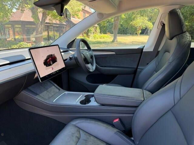Tesla Model Y Auto Rwd 5dr Red #5