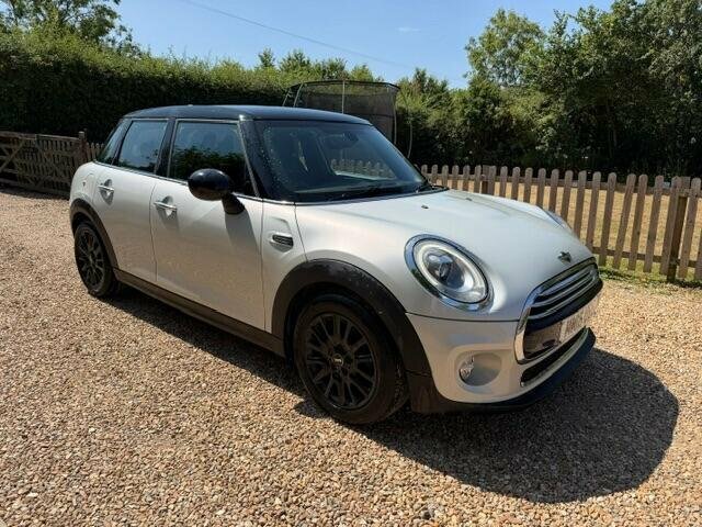 Mini Hatch 1.5 Cooper Euro 6 Ss Silver