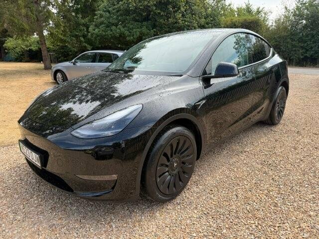 Tesla Model Y Dual Motor Long Range 4Wde Black #4