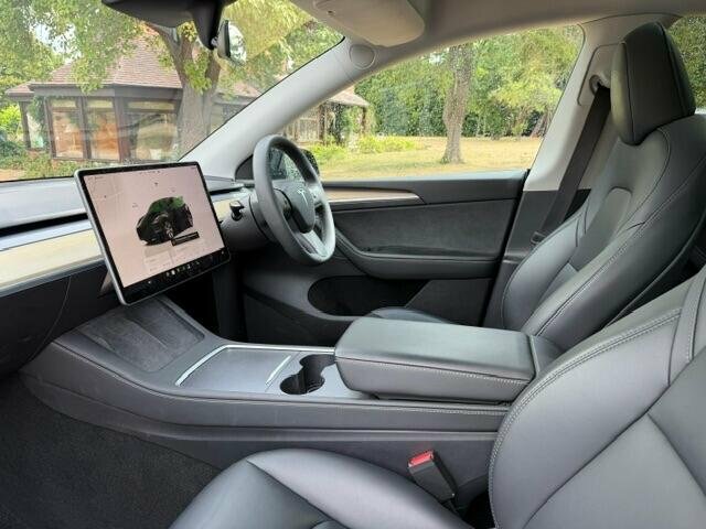 Tesla Model Y Auto Rwd 5dr GL23YDS Black #5