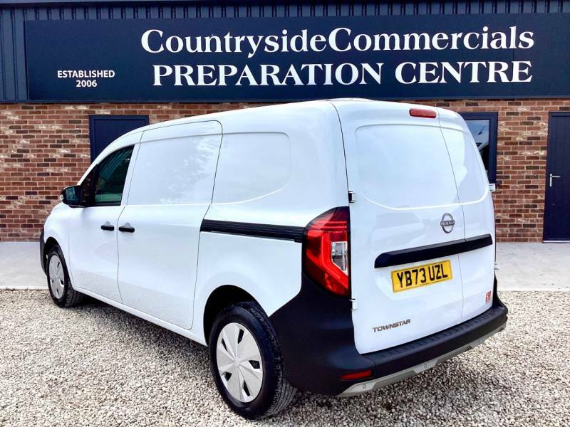 Nissan TOWNSTAR 1.3 Acenta Van White #4