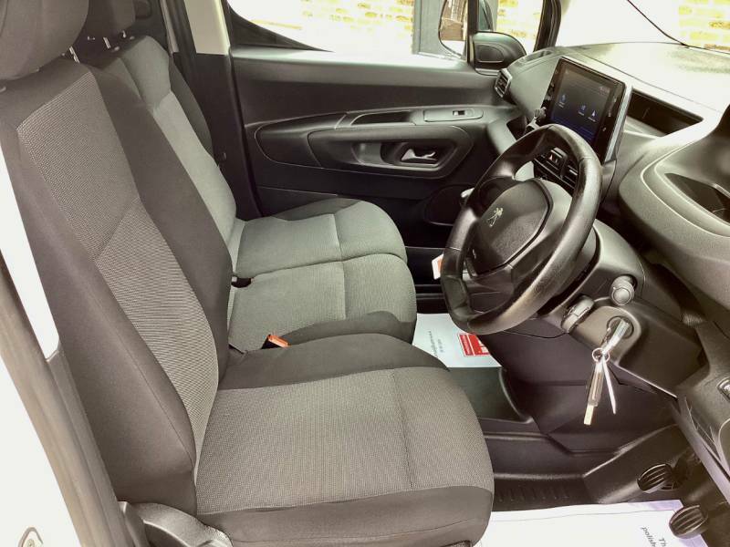 Peugeot Partner 1000 1.5 Bluehdi 100 Professional Prem Van 6 Spd White #6