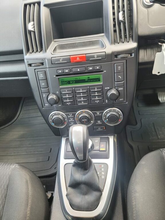Land Rover Freelander 2 Suv #12