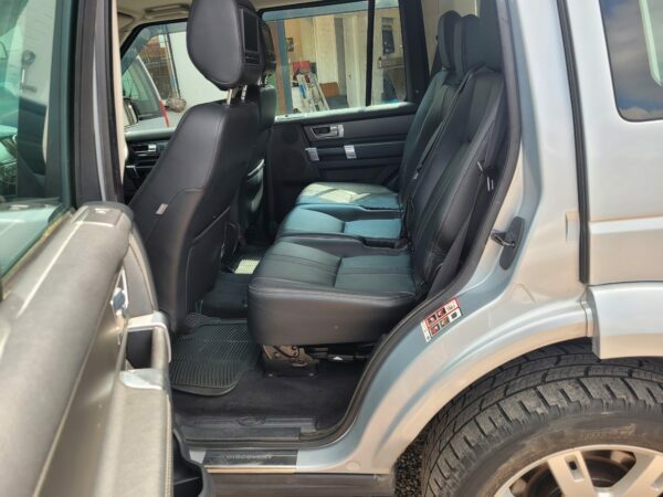 Land Rover Discovery 4  Black #7