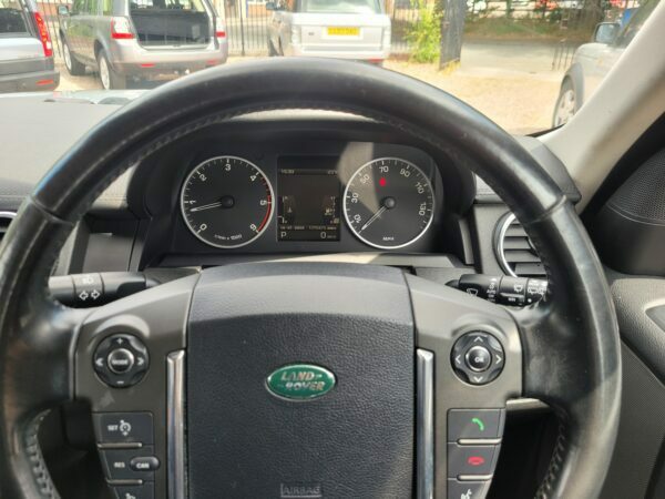 Land Rover Discovery 4  Black #11