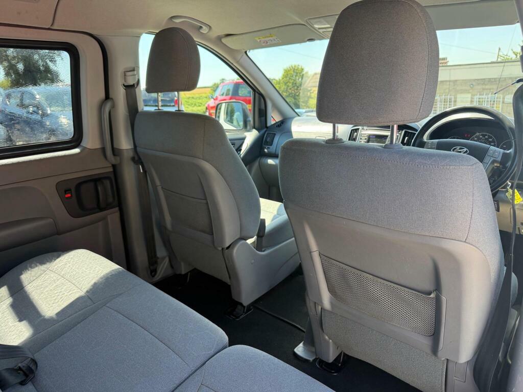 Hyundai I800 2.5Crdi 136Bhp Se Nav 8St Mpv Silver #15