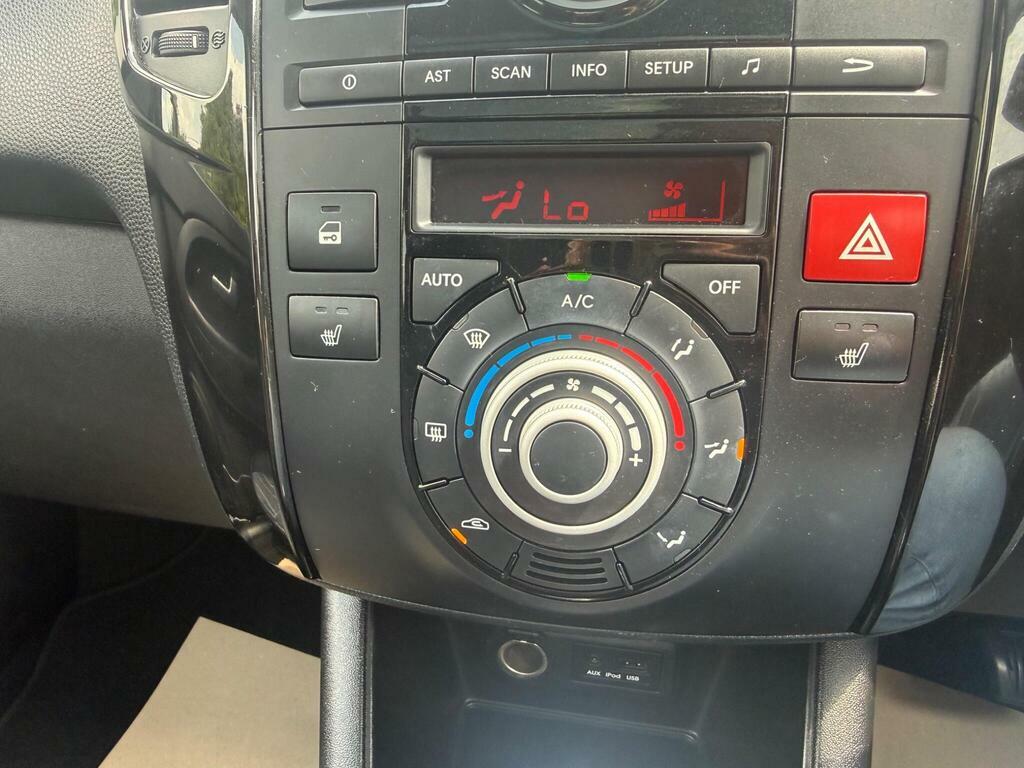 Kia Venga 1.6 2 Euro 5 Black #16