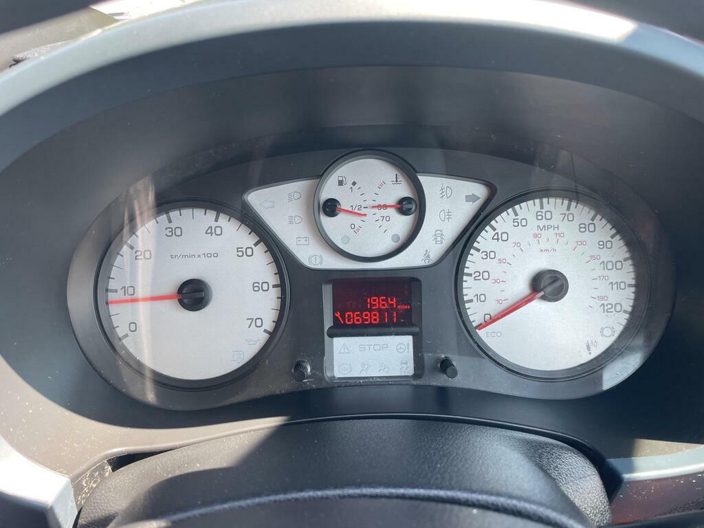 Peugeot Partner Tepee 1.6 Tepee S Hdi 92 Bhp Silver #19