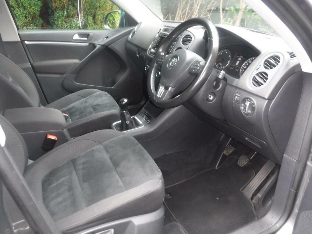 Volkswagen Tiguan 2.0 Tdi Bluemotion Tech Se Dsg 4Wd Euro 5 Ss Purple #31