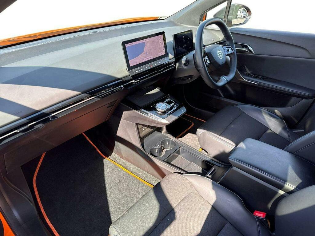 MG MG4 64Kwh Trophy Long Range Hatchback Aut VN73LSD Orange #2