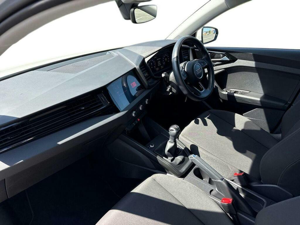 Audi A1 1.0 Tfsi 25 Technik Sportback Eu LR20OFS White #2