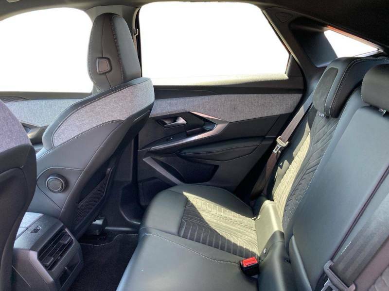 Peugeot  157Kw Gt 73Kwh - 2024 74 Black #4