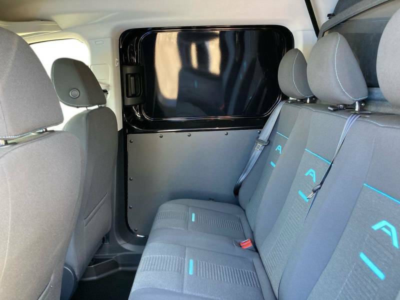 Ford Transit Connect 1.5 Ecoboost Phev 150 Active Flexcab Van Black #4