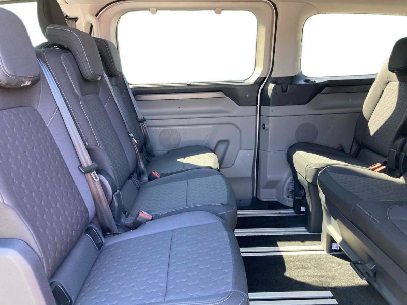Ford Tourneo Custom 2.0 Ecoblue 136Ps H1 Titanium 8 Seater Silver #4