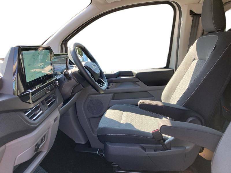 Ford Tourneo Custom 2.0 Ecoblue 136Ps H1 Titanium 8 Seater Silver #3